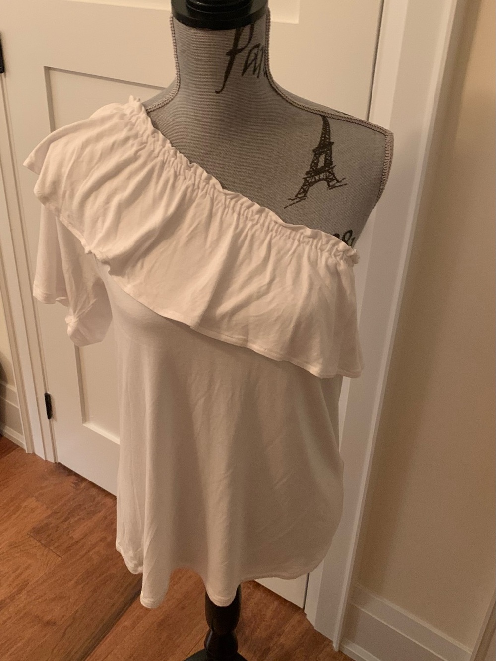 Saks Fifth Avenue Off-Shoulder Ruffle Women’s Top - White